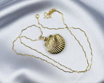 Load image into Gallery viewer, shell pendant necklace
