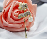 Load image into Gallery viewer, Gold Flower Brooch, Pearl CZ Elegant Brooch, Statement Brooch, Vintage Unique Brooch, Pearl Jewelry, Unique Gift, Modern Brooch, Suit Brooch
