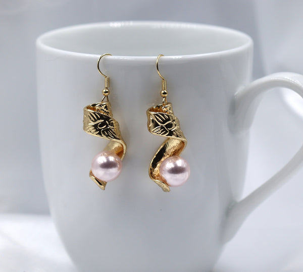 Pink Pearl Gold Earrings