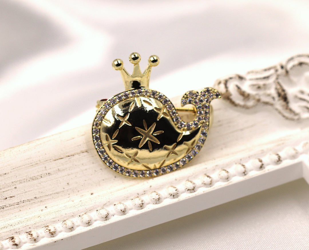 Little Whale Brooch, Vintage Elegant Brooch, Luxury Brooch, Statement Brooch, Gift, Dress Brooch, Modern Brooch, Unique Brooch, Cute Brooch