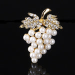 Load image into Gallery viewer, Grape Brooch, White Pearl Brooch, Statement Brooch, Elegant Brooch, Gift, Daily Jewelry, Modern Brooch, Unique Brooch, Vintage Brooch,
