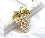 Load image into Gallery viewer, Grape Brooch, White Pearl Brooch, Statement Brooch, Elegant Brooch, Gift, Daily Jewelry, Modern Brooch, Unique Brooch, Vintage Brooch,
