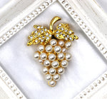 Load image into Gallery viewer, Grape Brooch, White Pearl Brooch, Statement Brooch, Elegant Brooch, Gift, Daily Jewelry, Modern Brooch, Unique Brooch, Vintage Brooch,

