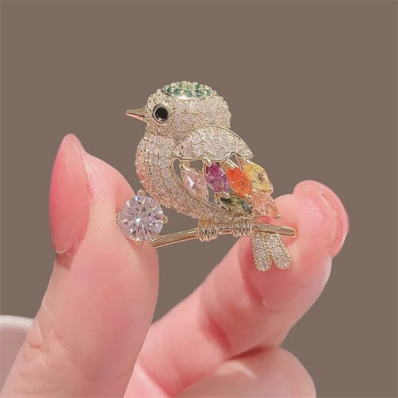 Crystal Bird Brooch, Little Elegant Brooch, Crystal Jewelry, Statement Brooch, Cute Brooch, Gift, Dress Brooch, Modern Brooch, Unique Brooch